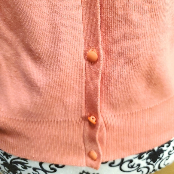 Button down sweater - Picture 2 of 8